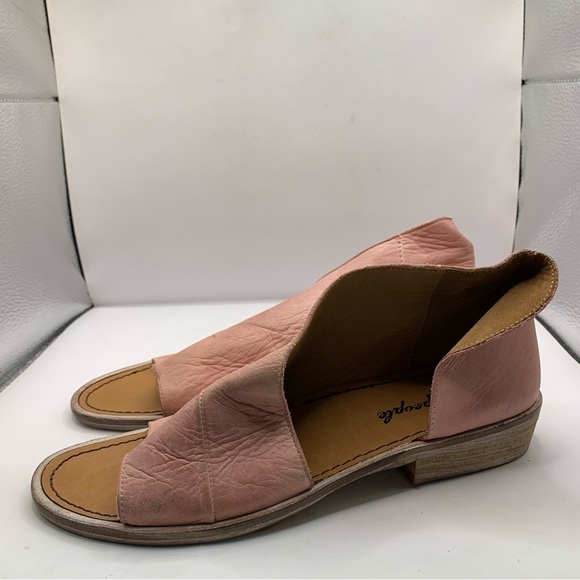 Free People Shoes - FREE PEOPLE Mont Blanc Women's Slide Cut out Shoes distressed38 US 8